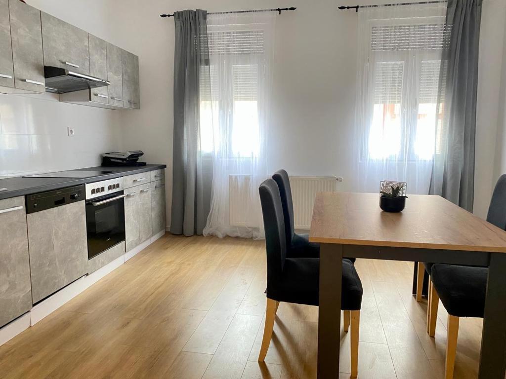 -1-Zentral-Traumwohnung-Rhein أوبرفيزل المظهر الخارجي الصورة