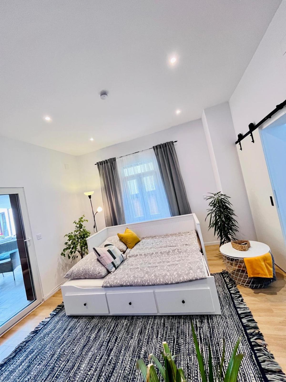 -1-Zentral-Traumwohnung-Rhein أوبرفيزل المظهر الخارجي الصورة
